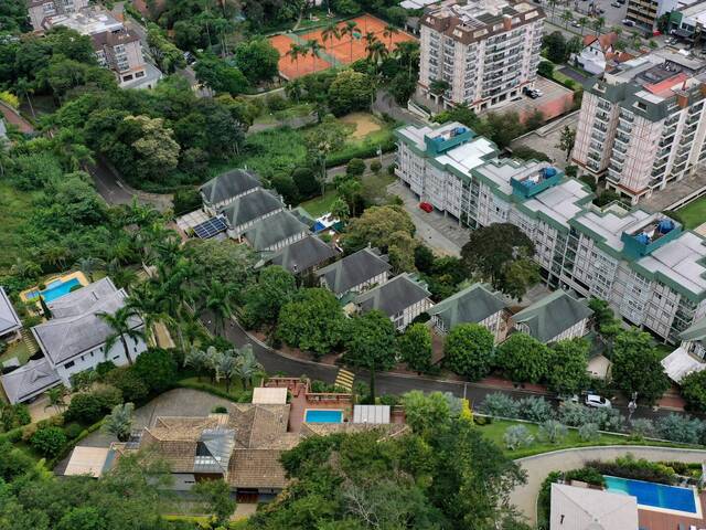 Casa para Venda em Petrópolis - 4