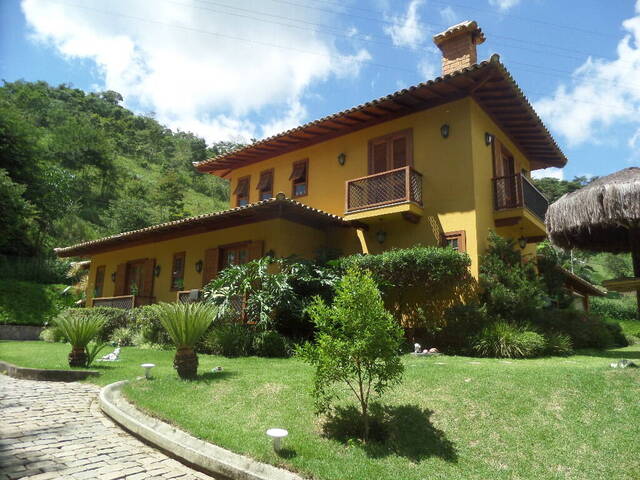 #10 - Casa para Venda em Petrópolis - RJ - 2