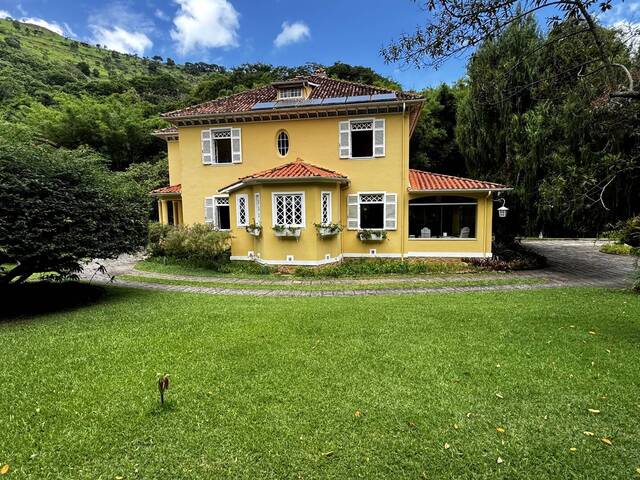 #12 - Casa para Venda em Petrópolis - RJ