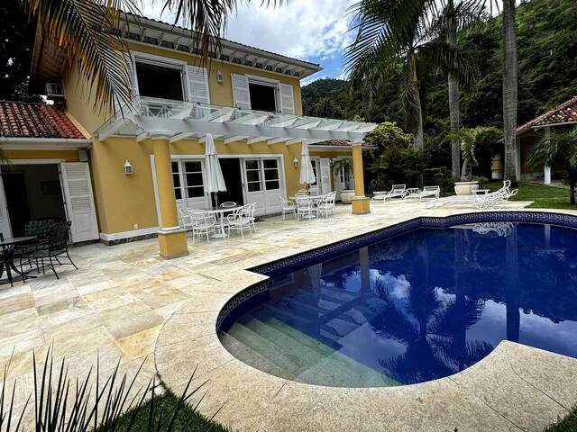 #12 - Casa para Venda em Petrópolis - RJ