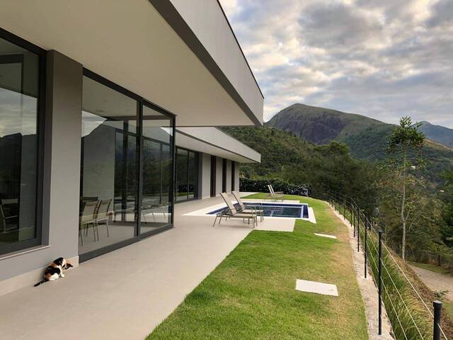 Casa para Venda em Petrópolis - 5