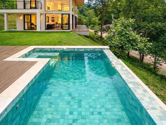 Venda em Secretário - Petrópolis