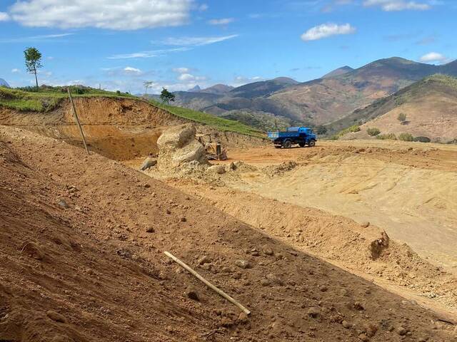 #41 - Terreno em condomínio para Venda em Petrópolis - RJ - 3