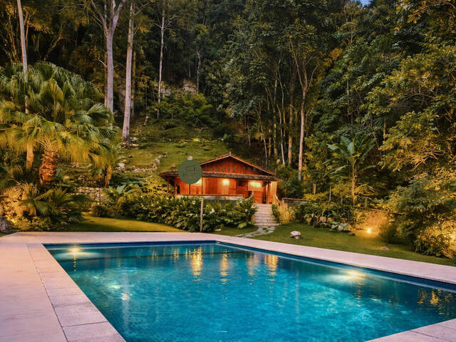 #74 - Casa para Venda em Petrópolis - RJ